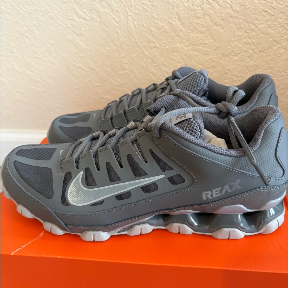 Nike Reax 8 TR Mesh Grey Running Shoes ‼️STEAL PRICE ‼️Size 11M